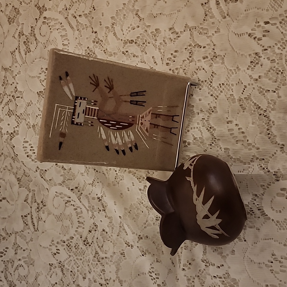 Native American Inspired Sand Tile Art By Lester Johnson & A Small Brown Vase